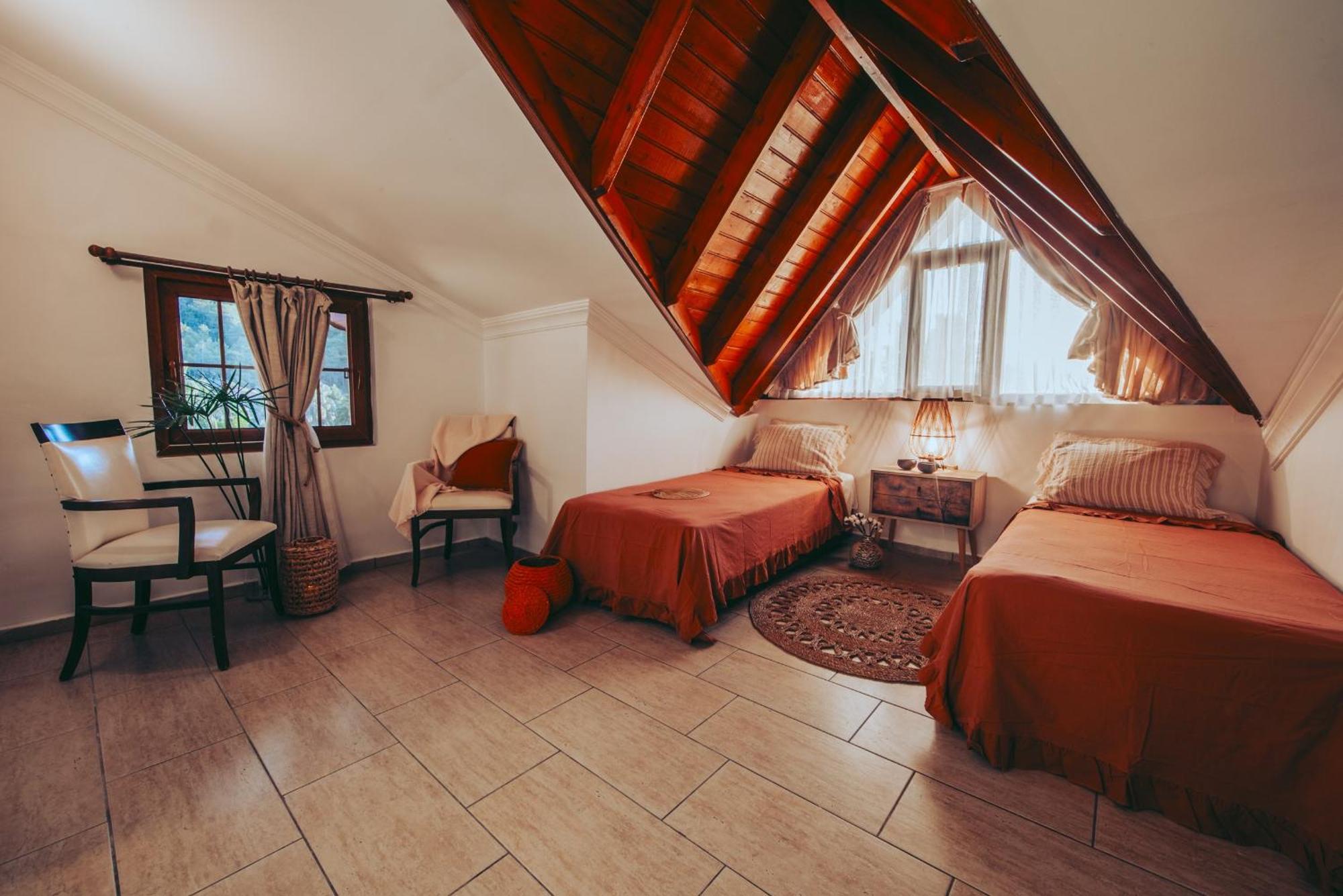 Mesken Inn Hotel Гьоджек Екстер'єр фото